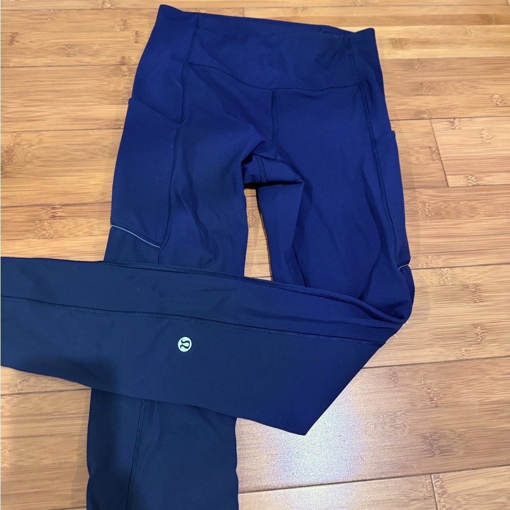 Lululemon Navy Leggings Size 4-- Compression